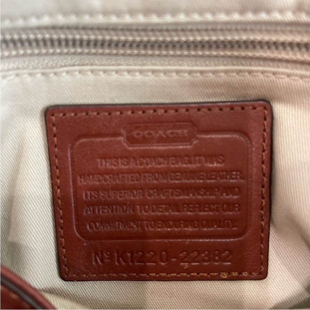 Coach Leather Saddle Bag Style Crossbody - Picture 5 of 7